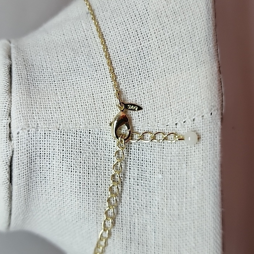 AVON Sparkle Surprise Signed Necklace - Picture 5 of 6